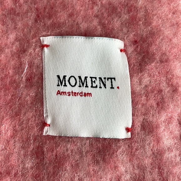 Moment Amsterdam Two-tone Oversized Scarf 79”Lx 15”W - Picture 7 of 7